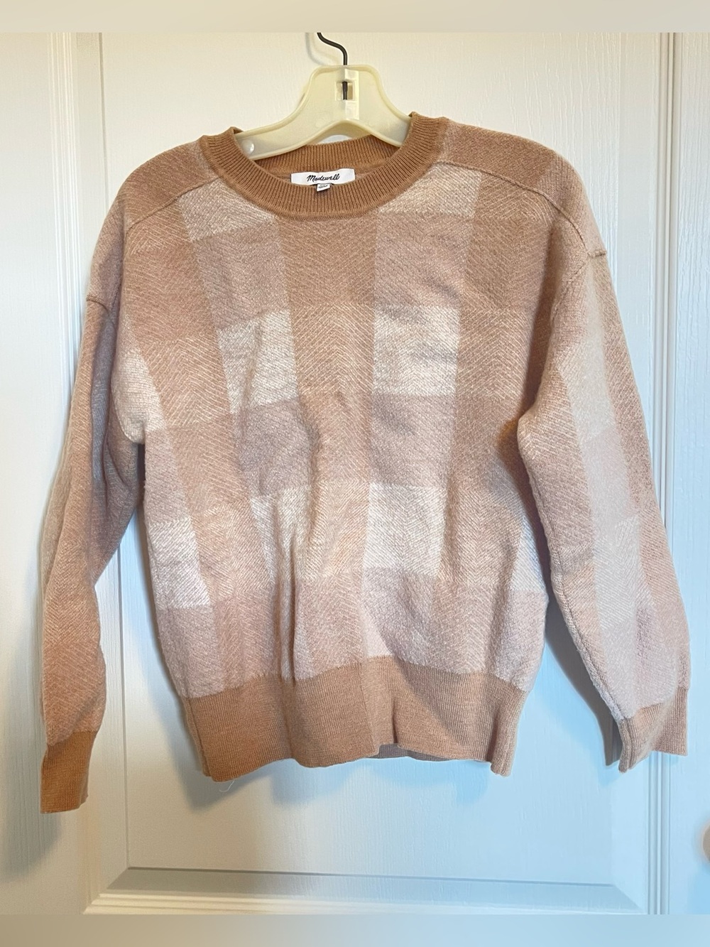 Madewell Women’s Beige and Cream Plaid Crewneck Sweater
